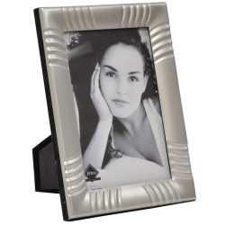 Κορνίζα μεταλλική ασημί 10x15εκ Pol 47/06